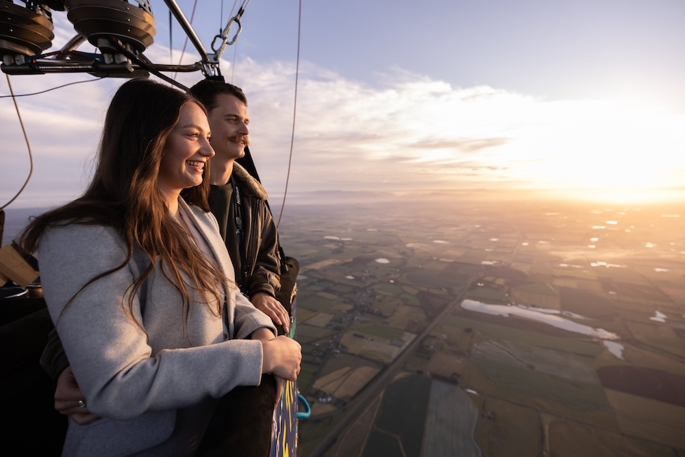 Ką vilkėti skrendant oro balionu?